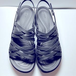 Crocs Brooklyn Strappy Low Wedge